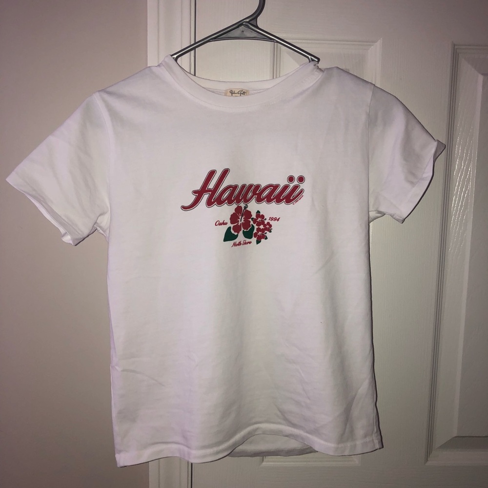 (Final sale )Brandy Melville Hawaii shirt!